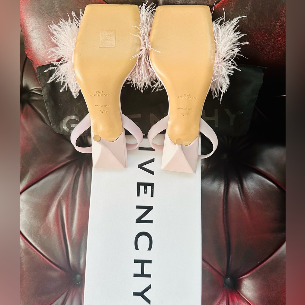 NWT GIVENCHY FEATHER CHAINED SLINGBACK SANDALS - Picture 3 of 7